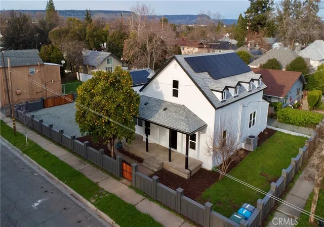 Photo 2 of Single family home for sale at 1575 5th Avenue, Oroville, CA 95965 | MLS# OR26095402 | Listing updated on 2026-09-14