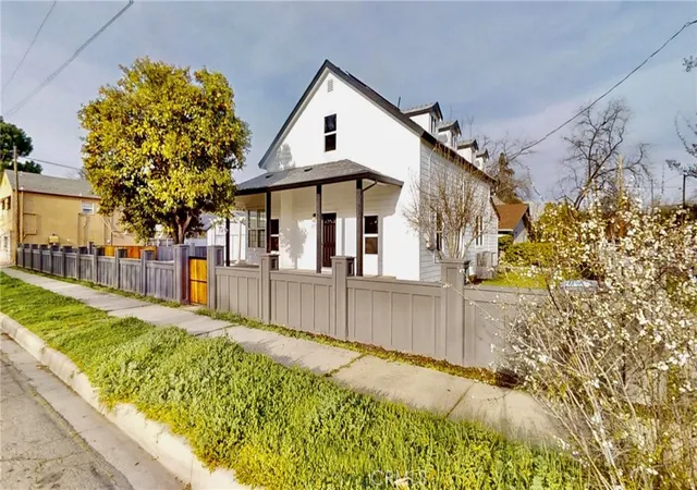 Photo 3 of Single family home for sale at 1575 5th Avenue, Oroville, CA 95965 | MLS# OR26095402 | Listing updated on 2026-09-14