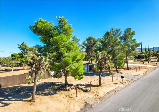 Homes for sale in Yucca Valley, CA | 7453 Condalia Ave, Yucca Valley, CA 92284 | MLS# IG26093354