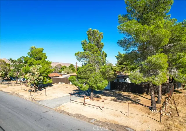 Homes for sale in Yucca Valley, CA | 7453 Condalia Ave, Yucca Valley, CA 92284 | MLS# IG26093354