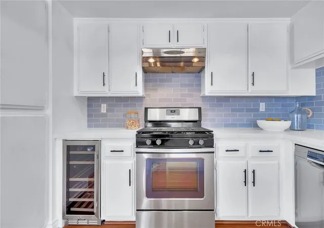 Photo 4 of Sale Pending at 765 West 26th #211, San Pedro, CA 90731 | MLS# PV26095928 | Listing updated on 2026-10-04