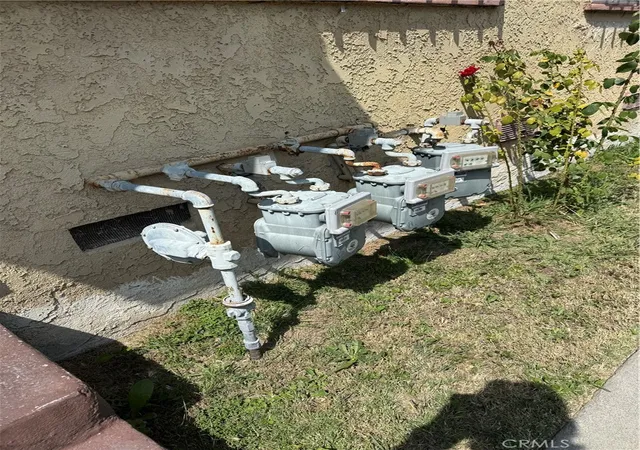 9th image of 7819 S Hoover, Los Angeles, CA 90044 | MLS# SR26095969