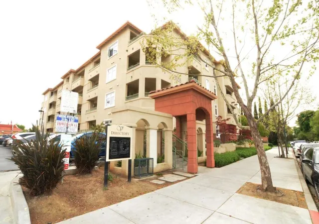 Photo 1 of Condo for sale at 3128 Loma Verde Dr #219, San Jose, CA 95117 | MLS# ML82037346 | Listing updated on 2026-09-28