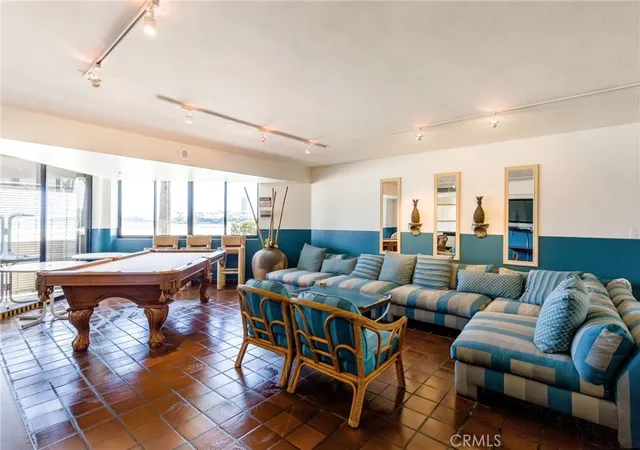 Homes for sale in Long Beach, CA | 1310 E Ocean Boulevard, Long Beach, CA 90802 | Houzeo