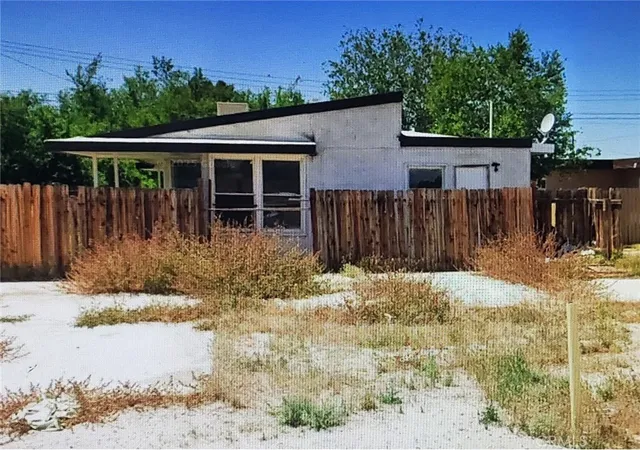 Photo 3 of Single family home for sale at 13215 Davenport, Edwards, CA 93523 | MLS# SR26096108 | Listing updated on 2026-05-07