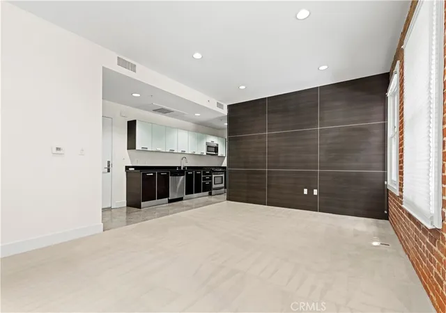 Homes for sale in Pasadena, CA | 139 S Los Robles Ave #104, Pasadena, CA 91101 | MLS# WS26096187