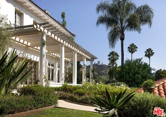 3rd image of 2000 De Mille Dr, Los Angeles, CA 90027 | MLS# 26828457