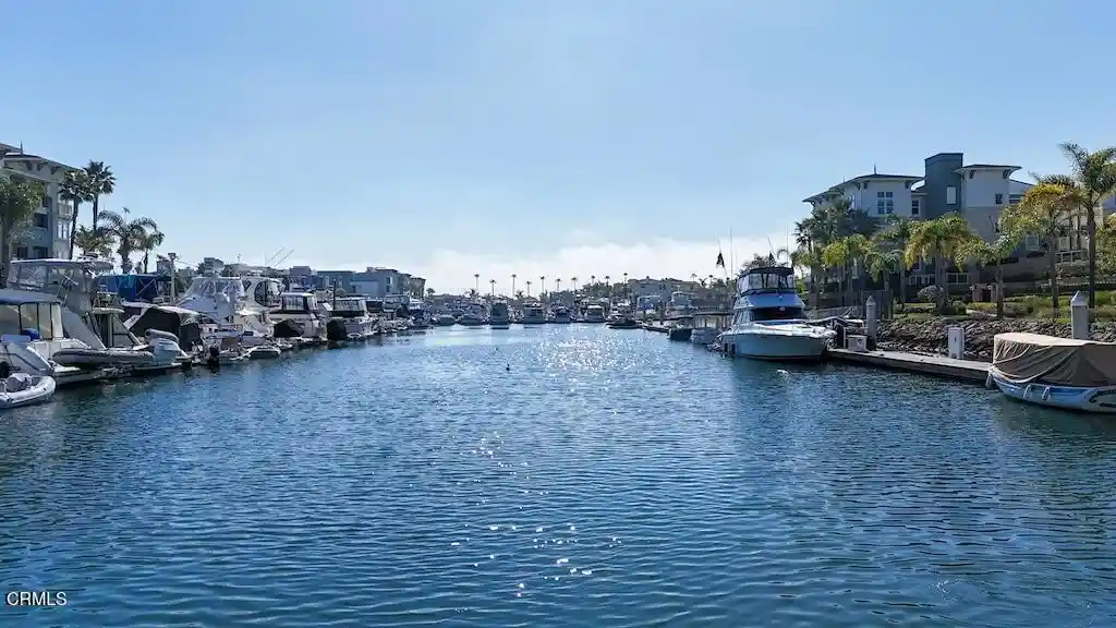 Listing Photo 24 - Condo for sale in 1901 Victoria Ave located at 1901 Victoria Ave, Oxnard, CA 93035 - Unit #115