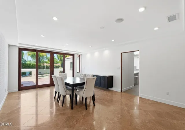 3rd image of 2303 Hillhurst Ave, Los Angeles, CA 90027 | MLS# P1-26967