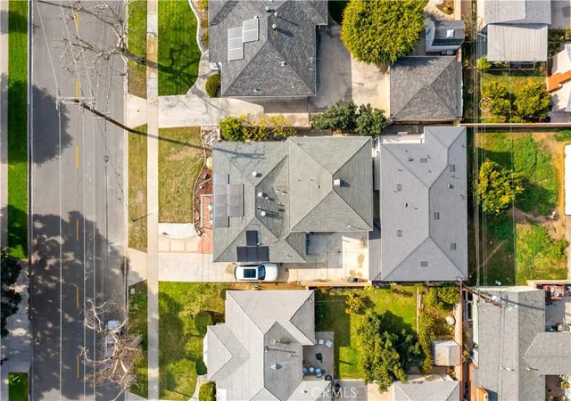 Photo 4 of Sale Pending at 5919 Arbor, Lakewood, CA 90713 | MLS# RS26096364 | Listing updated on 2026-10-06