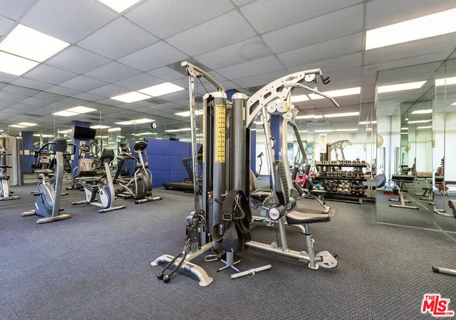 Homes for sale in Los Angeles, CA | 10450 Wilshire Boulevard, Los Angeles, CA 90024 | Houzeo