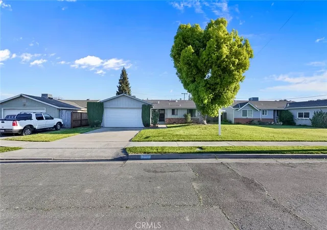 3rd image of 729 Mulberry Ave, Atwater, CA 95301 | MLS# MC26096434