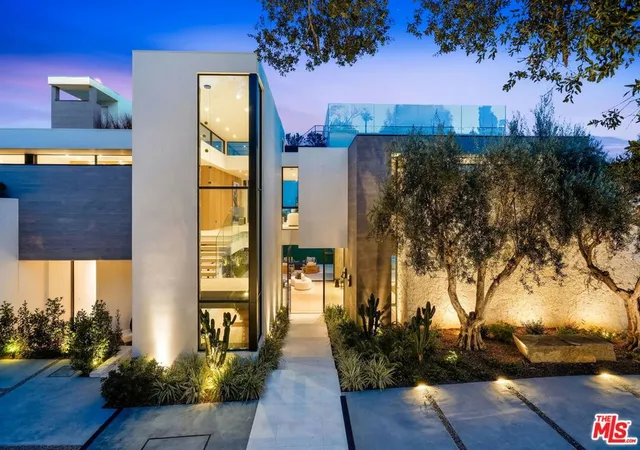 1st image of 1830 Mango Wy, Los Angeles, CA 90049 | MLS# 26829325