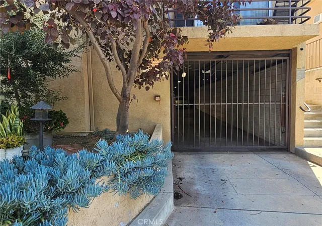 4th image of 1416 N Vista, Los Angeles, CA 90046 | MLS# CV26092683