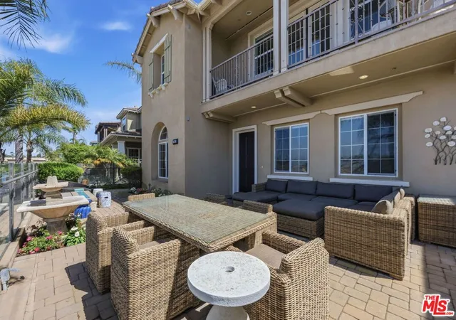 3rd image of 4061 Adriatic St, Oxnard, CA 93035 | MLS# 26673925