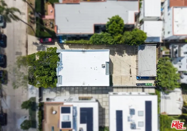 3rd image of 807 N June St, Los Angeles, CA 90038 | MLS# 26829071