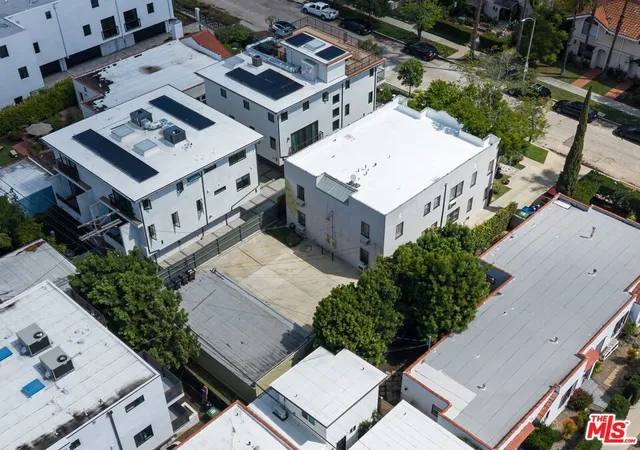 4th image of 807 N June St, Los Angeles, CA 90038 | MLS# 26829071