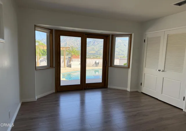 Photo 33 of Single family home for sale at 942 Loma Vista Pl, Santa Paula, CA 93060 | MLS# V1-36192 | Listing updated on 2026-10-02