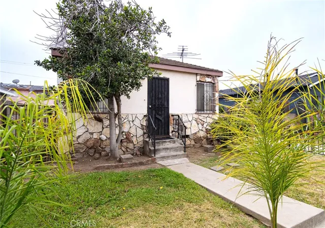Multi family home for sale at 244 East 118th, Los Angeles, CA 90061 | MLS# DW26096449