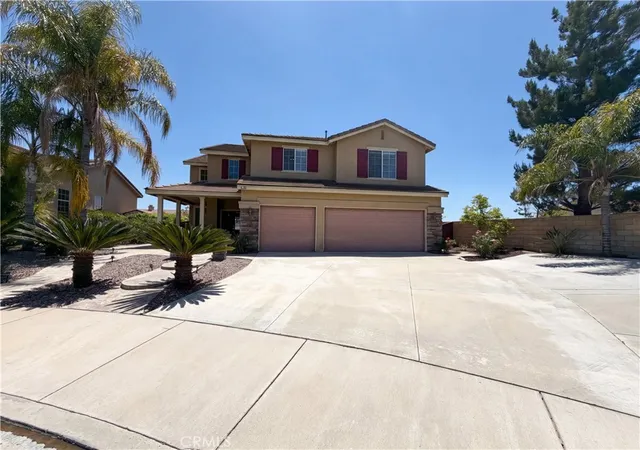 Photo 1 of Single family home for sale at 27801 Cyn Hills Way, Murrieta, CA 92563 | MLS# IV26096703 | Listing updated on 2026-10-07