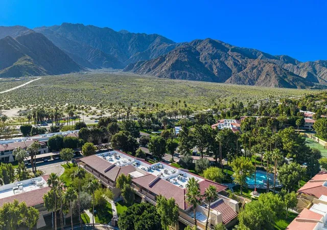 Homes for sale in Palm Springs, CA | 675 N Los Felices Cir W #204, Palm Springs, CA 92262 | MLS# 219147366DA