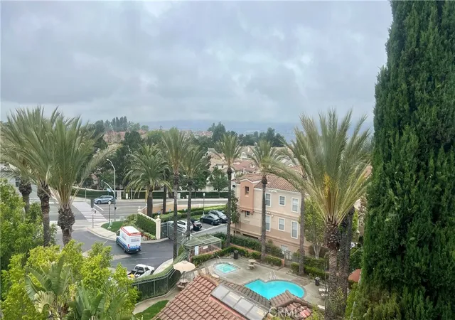3rd image of 1000 S Volterra, Anaheim, CA 92808 | MLS# PW26095664