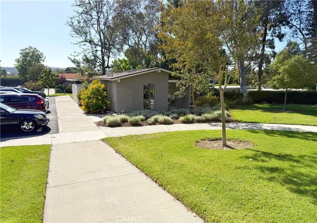2nd image of 784 Via Los Altos, Laguna Woods, CA 92637