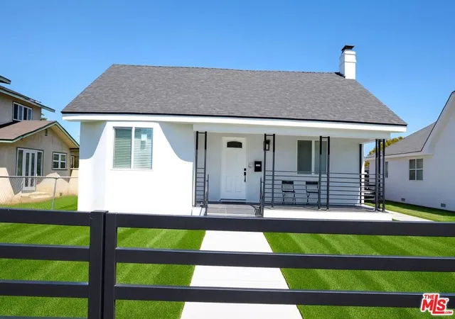 1st image of 5738 Chesley Ave, Los Angeles, CA 90043 | MLS# 26829565