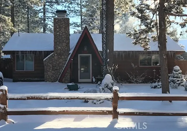 Homes for sale in Big Bear City, CA | 1004 Wendy Ave, Big Bear City, CA 92314 | MLS# IV26090251