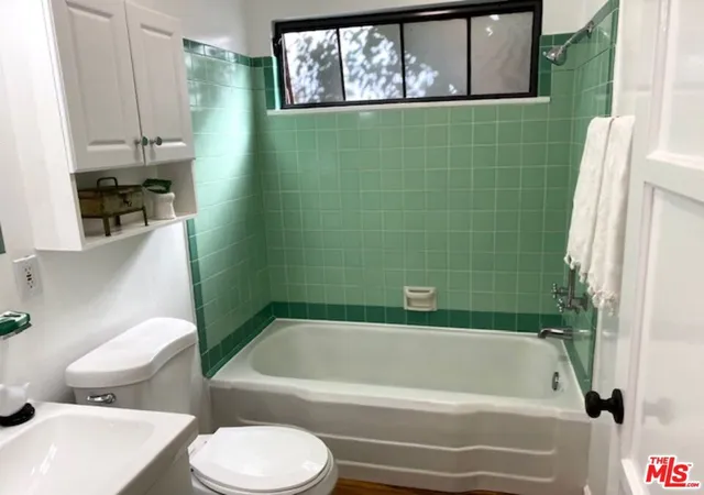 Homes for sale in Santa Monica, CA | 947 17th St, Santa Monica, CA 90403 | MLS# 26828737