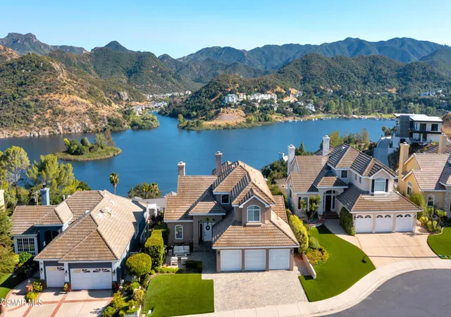 Homes for sale in Westlake Village, CA | 506 Cricketfield Ct, Westlake Village, CA 91361 | MLS# 226002060