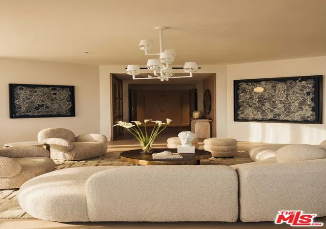 3rd image of 211 W Elm Ct #23B, Los Angeles, CA 90067 | MLS# 26820849