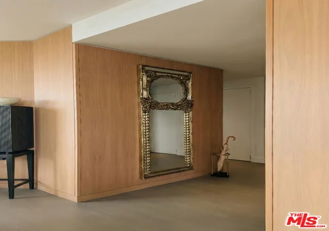 5th image of 211 W Elm Ct #34B, Los Angeles, CA 90067 | MLS# 26827771