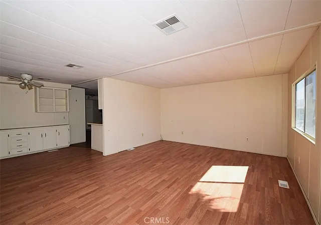 3rd image of 56254 29 Palms Hwy #30, Yucca Valley, CA 92284 | MLS# JT26097007