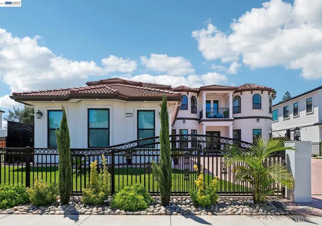 4th image of 2386 Interlaken Ct, Lodi, CA 95242 | MLS# 41133481