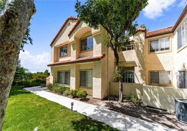 Condo for sale at 21256 Camelia, Lake Forest, CA 92630 | MLS# SW26097132