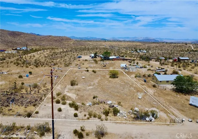 Homes for sale in Yucca Valley, CA | 55700 Sunset Ave, Yucca Valley, CA 92284 | MLS# JT26097154