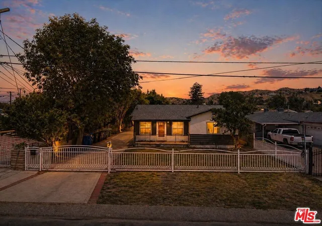 Homes for sale in Sun Valley, CA | 10341 Arminta St, Sun Valley, CA 91352 | MLS# 26829833