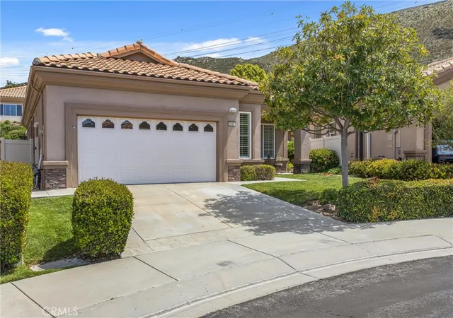 Photo 3 of Single family home for sale at 5025 Vintage Cir, Banning, CA 92220 | MLS# IG26096817 | Listing updated on 2026-09-16