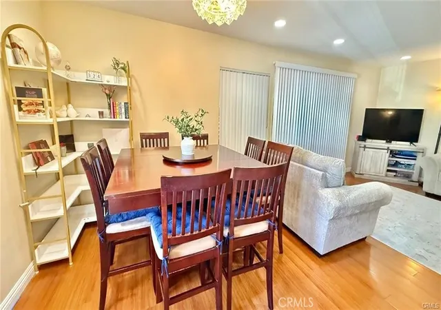 5th image of 18350 Hatteras #176, Tarzana, CA 91356 | MLS# PW26097365