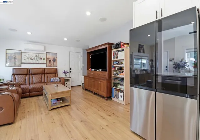 5th image of 1530 Armstrong, Novato, CA 94945 | MLS# 41133518