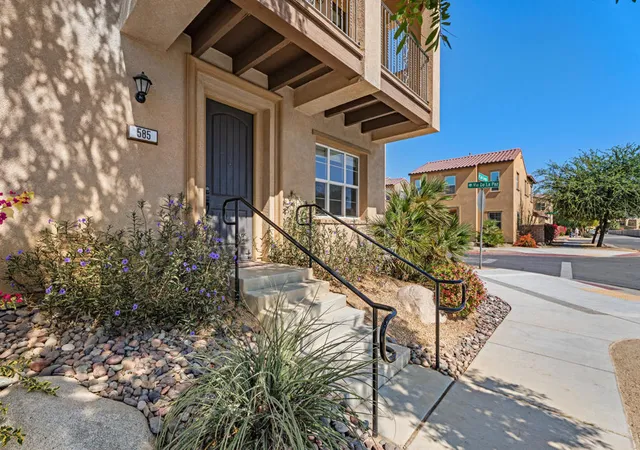 Homes for sale in Palm Desert, CA | 585 Via De La Paz, Palm Desert, CA 92211 | MLS# 219147403PS