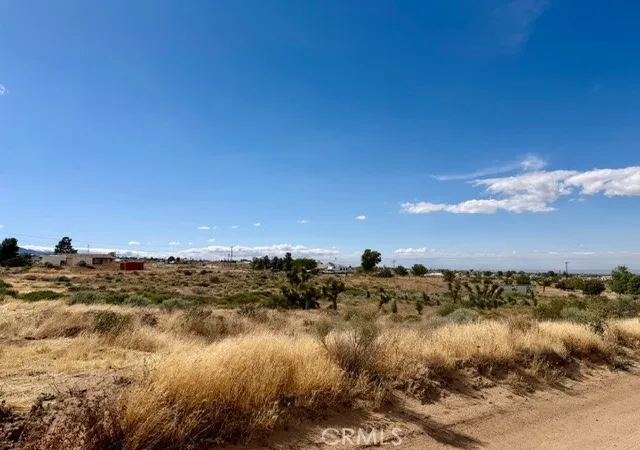 1st image of 0 Ailanthus, Phelan, CA 92371 | MLS# HD26097413