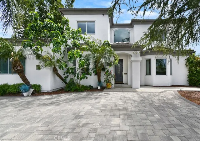 1st image of 17846 Palora, Encino, CA 91316 | MLS# SR26093430