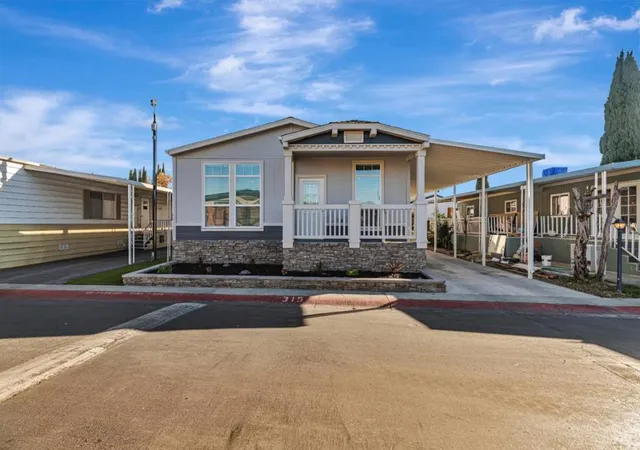 Photo 1 of Manufactured home for sale at 510 Saddlebrook Dr #315, San Jose, CA 95136 | MLS# ML82045864 | Listing updated on 2026-10-11