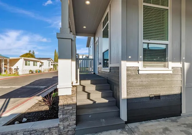 Photo 3 of Manufactured home for sale at 510 Saddlebrook Dr #315, San Jose, CA 95136 | MLS# ML82045864 | Listing updated on 2026-10-11