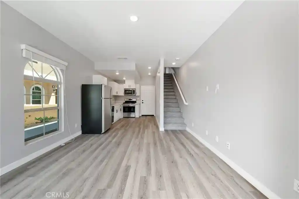 Listing Photo 2 - Condo for sale in 15447 Pomona Rincon Rd located at 15447 Pomona Rincon Rd, Chino Hills, CA 91709 - Unit #311
