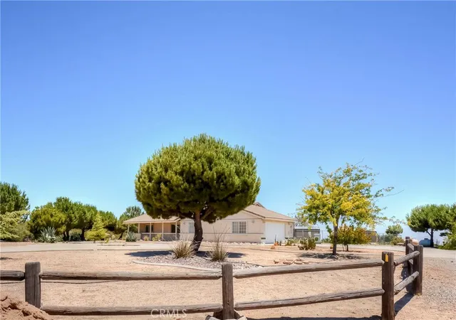 Homes for sale in Oak Hills, CA | 11020 Lantry, Oak Hills, CA 92344 | MLS# TR26097547