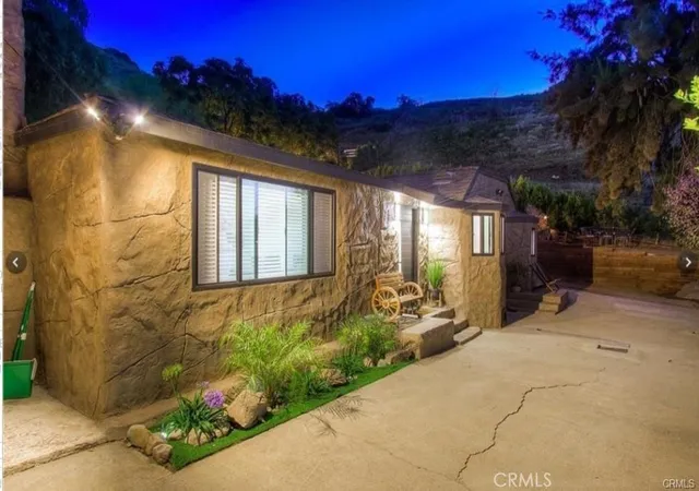 Homes for sale in Shadow Hills, CA | 9578 Sunland, Shadow Hills, CA 91040 | MLS# SR26097227