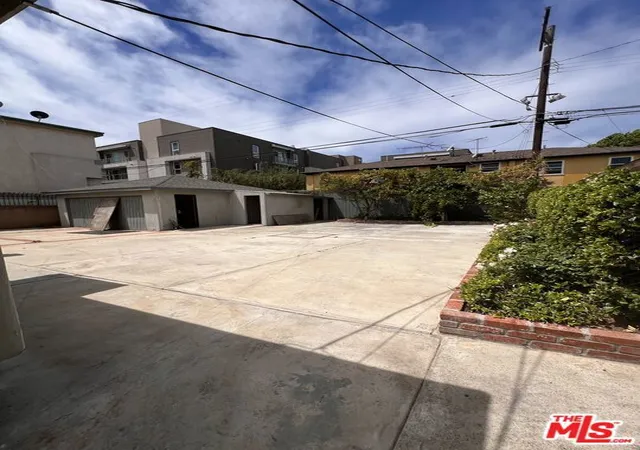 16th image of 8903 Ramsgate Ave, Los Angeles, CA 90045 | MLS# 26829835